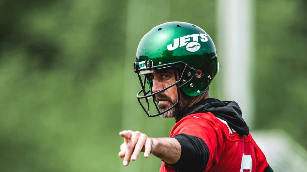 Jets' QB Aaron Rodgers at 2023 OTAs